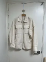 アディダス アイボリー ボア フリース ジャケット S