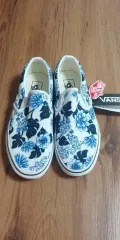 VANS スニーカー スポーツ 新 BOOM