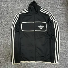 (90) アディダス 黒白 トラックジャージ