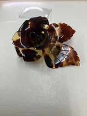 本鼈甲ブローチ 薔薇 バラ - メルカリ