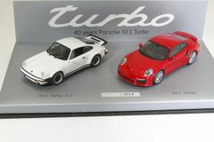 京商 1/64 Porsche 911 Turbo 930 ミニカー 2台セット - メルカリ