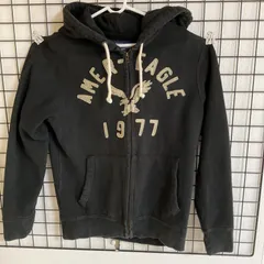 AMERICAN EAGLE OUTFITTERS ブラックパーカー M