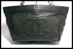 ■CHANEL 11番台 キャビアスキン マトラッセ SV金具 レザー チェーントートバッグ シャネル ■0319ot0451419