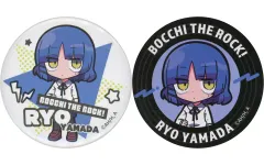 【中古】グッズセット 山田リョウ 缶バッジ＋クリアステッカーセット 「くじラック ぼっち・ざ・ろっく! × 寺田てら コラボくじ」 Q賞