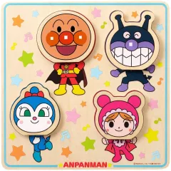 【新品】おもちゃ NEW かおがかわるよ!木のかたちあわせパズル 「それいけ!アンパンマン」