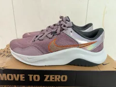 ナイキ レディーススニーカー レディースランニングシューズ レディースランニングシューズ レディーストレッキングシューズ 出品