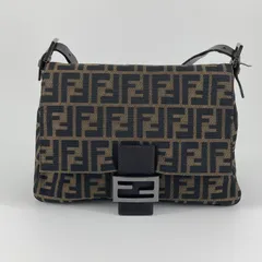 FENDI(フェンディ)　ズッカ柄　マンマバケット　ワンショルダー　バッグ　ブラウン