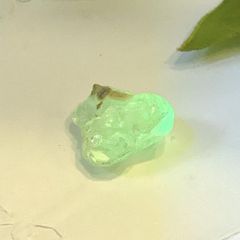 【1個】プラスチック・アクリルストーン【緑色】 1個】プラスチック・アクリルストーン【緑色】 - メルカリ