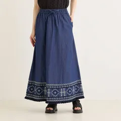 DENIM EMB 刺繍スカート。