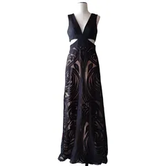 BCBGMAXAZRIA カットアウトデザイン グラフィックレース ロングドレス ワンピース ブラック 黒 2