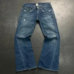 32 トゥルーレリジョン ジョイ ブーツカット デニム