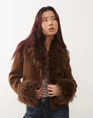 モンキ レディース アウター コート スエード ジャケット Monki faux fur suede jacket in chocolate Brown ブラウン