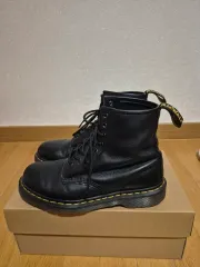 DR. MARTENS ドクターマーチン 1460 8ホール uk7サイズ