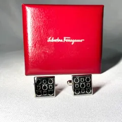 美品 Salvatore Ferragamo サルヴァトーレフェラガモ マルチガンチーニロゴ カフス ブラック＆シルバー カフリンクス ボタン ケース有のサムネイル
