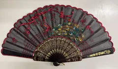 【アンティーク】中国製造 飾り扇子 孔雀 花 鳥 縁起物 古道具 骨董品 飾り物 アンティーク】中国製造 飾り扇子 孔雀 花 鳥 縁起物 古道具 骨董品