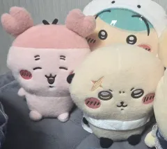 ちいかわ シふわふわ カニ ぬいぐるみ / ラッコ(完売)