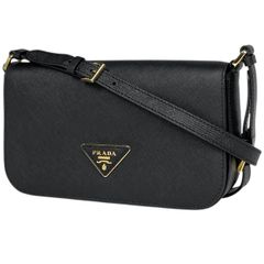 良品】PRADA ショルダーバッグ カメラ 三角ロゴ サフィアーノレザー