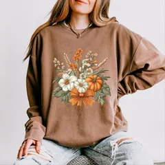 Simply Sage Market レディース トップス Tシャツ フラワー柄 スウェット フラワー Simply Sage Market Coquette Orange Bow Fall Floral Womens Lightweight Garment
