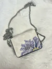 COACH コーチ フラワー プリント チェーン カードウォレット