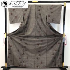 単衣 紬着物 雰囲気の良い織模様 涅色 K-5391 単衣 紬着物 雰囲気の良い織模様 涅色 K-5391 - メルカリ