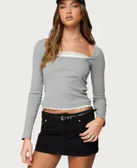 【送料無料】 アディクテッド レディース シャツ トップス Womens Joana Layered Lacey Henley Top Graymelange