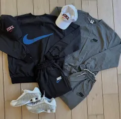 ナイキ ウィンドブレーカー スウェット セット