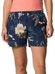 コロンビア レディース ボトムス ハーフパンツ・ショーツ ショートパンツ Columbia Womensandy River III Cargo Shorts Collegiate Navy Outbacked ネイビー