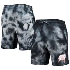 ニューエラ メンズ ボトムス ハーフパンツ・ショーツ ショートパンツ Mens New Era Black Tampa Bay Buccaneers TieDye Shorts Black ブラックのサムネイル