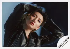 【中古】生写真(STARTO) SixTONES/京本大我/横型・バストアップ/「TAIGA KYOMOTO LIVE TOUR 2025 BLUE OF LIBERTY」グッズオフショット/公式生写真