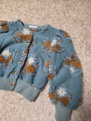 ブークレカーディガン