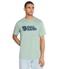 フェールラーベン メンズ トップス シャツ ロゴ Fjallraven Logo TShirt Misty Green グリーンのサムネイル
