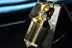 【１点物】シルバー925◇AAA透明レモンカラー リビアングラス　25x9mm　両剣ポイント ペンダントトップ パワーストーン 天然石 _PD898