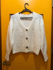 Y【Y4-53】◇ RINASCIMENTO　S/Mサイズ　ニットカーディガン　白色のサムネイル