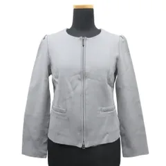 新品同様 TO BE CHIC トゥービーシック ノーカラー ジャケット ブルゾン 羽織り ジップアップ W5F15-898-06 サイズ40 グレー レディース 古着 中古 USEDのサムネイル