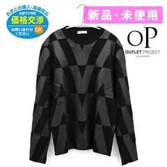 ヴァレンチノ VALENTINO  セーター Sサイズ WV0KC16JTC【並行輸入品】新品・未使用・現品限り【訳あり】 プリントにヒビありの為のサムネイル