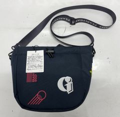 匿名配送】TRINITY HELMET BAG stof - メルカリ