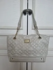 VINICS BENCH キルティング ショルダーバッグ アイボリー