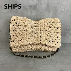 SHIPS シップス カゴバッグ チェーンショルダーバッグ ベージュ クラッチバッグ 2WAY ラフィア風 編み込み ストローバッグ ゴールドチェーン 裏地付き フラップ マチあり コンパクト デイリー リゾート お出かけ おしゃれ 鞄 カバン ★ ■◆