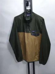 パタゴニア ウィンドブレーカー Anorak（アノラック） フーディーニ スナップ-T プルオーバー 軽量 ジャケット カーキ ベージュ