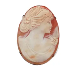 カメオ ブローチ ペンダントトップ シルバー枠 横4㎝ 縦5.5㎝ 総重量12.6g