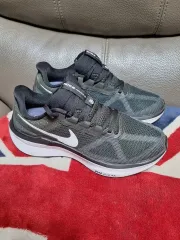 ナイキ エア ランニングシューズ (255)