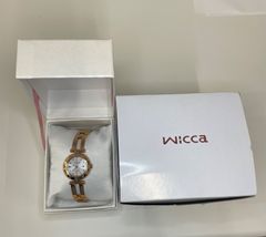 新品未使用 Wicca ソーラーテック アナログ時計 ホワイト/バーガンディ