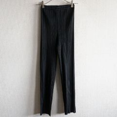 プリーツプリーズ ロングパンツ ポケット付き ベルトループ ブラック