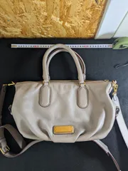 MARC BY MARC JACOBS / マーク バイ マーク ジェイコブス M0006339 2WAY レザー クロスボディ ショルダーバッグ ロゴプレート ゴールド レディース