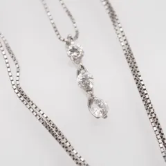 M084 ESSENCE エッセンス ダイヤモンド風 SV925刻印 ペンダント ネックレス 3連 ダンシングストーン デザイン シルバー アジャスター付き