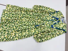 ベベ XXXL(140-150) ONE PIECE キッズ