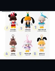 4番 定価以下（ビニール未開封）DIMOO WORLD x Disney シリーズ ぬいぐるみ キーホルダー