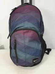 ナイキ バックパック グラデーション