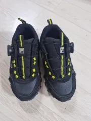 フィラ 子供 スニーカー