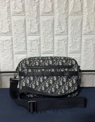 Dior サファリ マキシ オブリーク ジャカード メッセンジャーバッグ